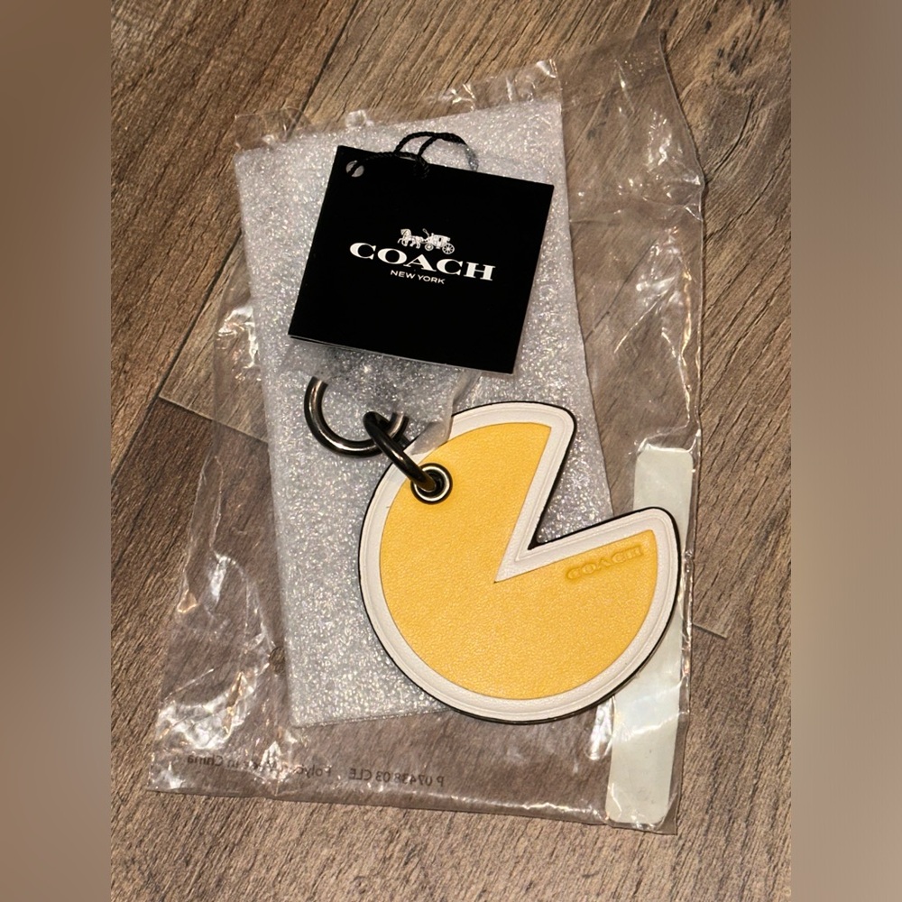 Coach Pac Man Key Fob F56751 New X1